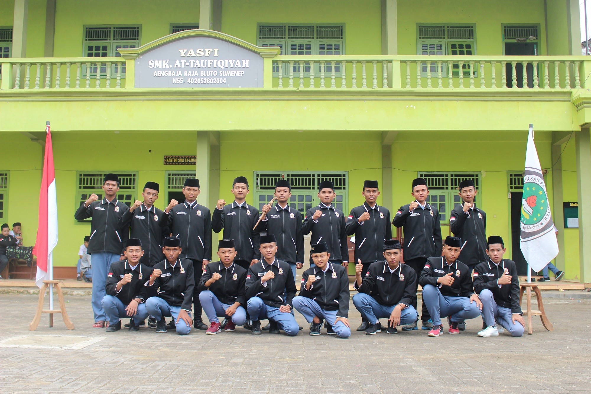 PELANTIKAN PENGURUS OSIS SMK AT TAUFIQIYAH MASA BAKTI 2021 - 2022